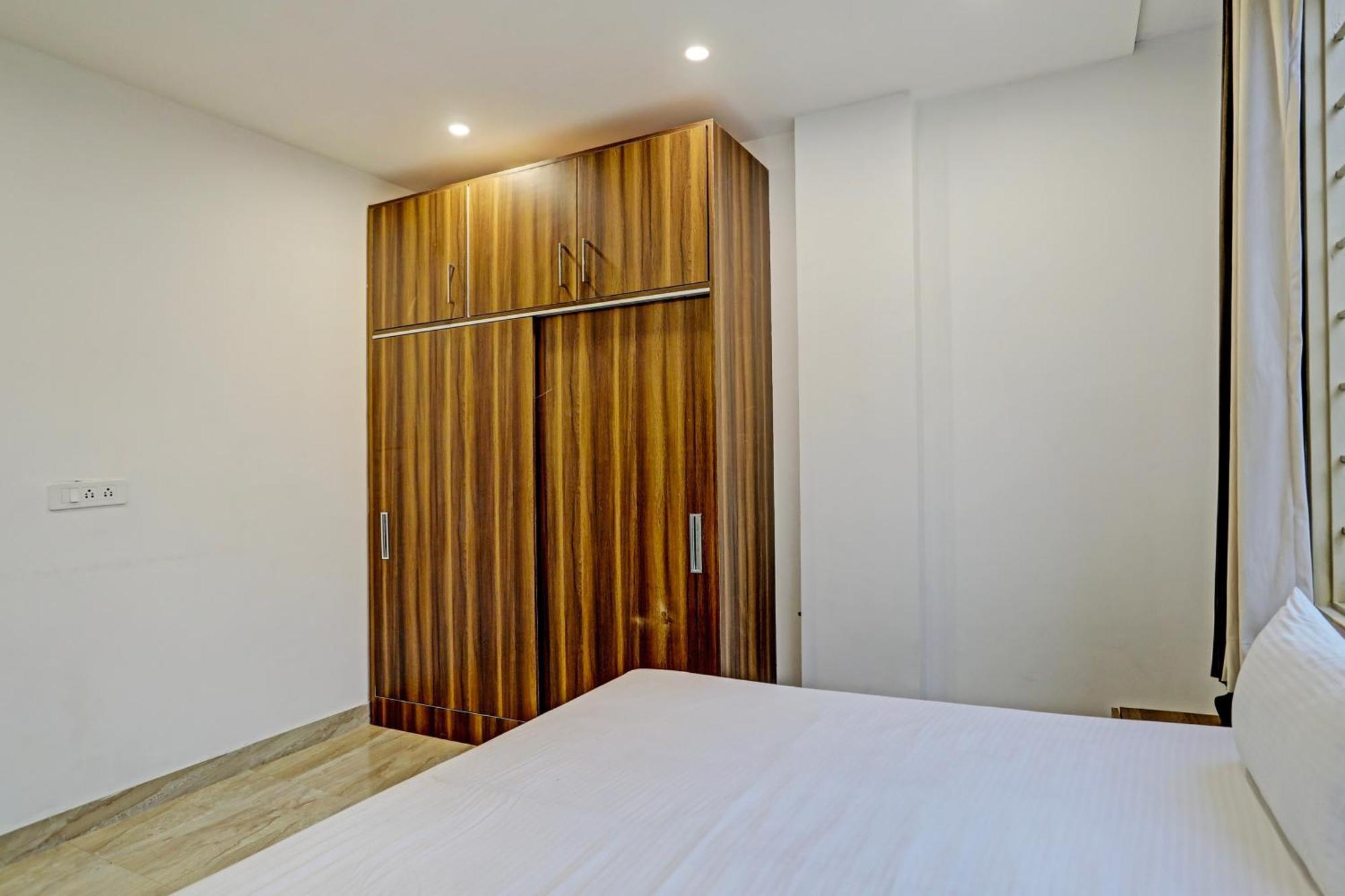 Oyo Home Green View Appartments Beas Luaran gambar