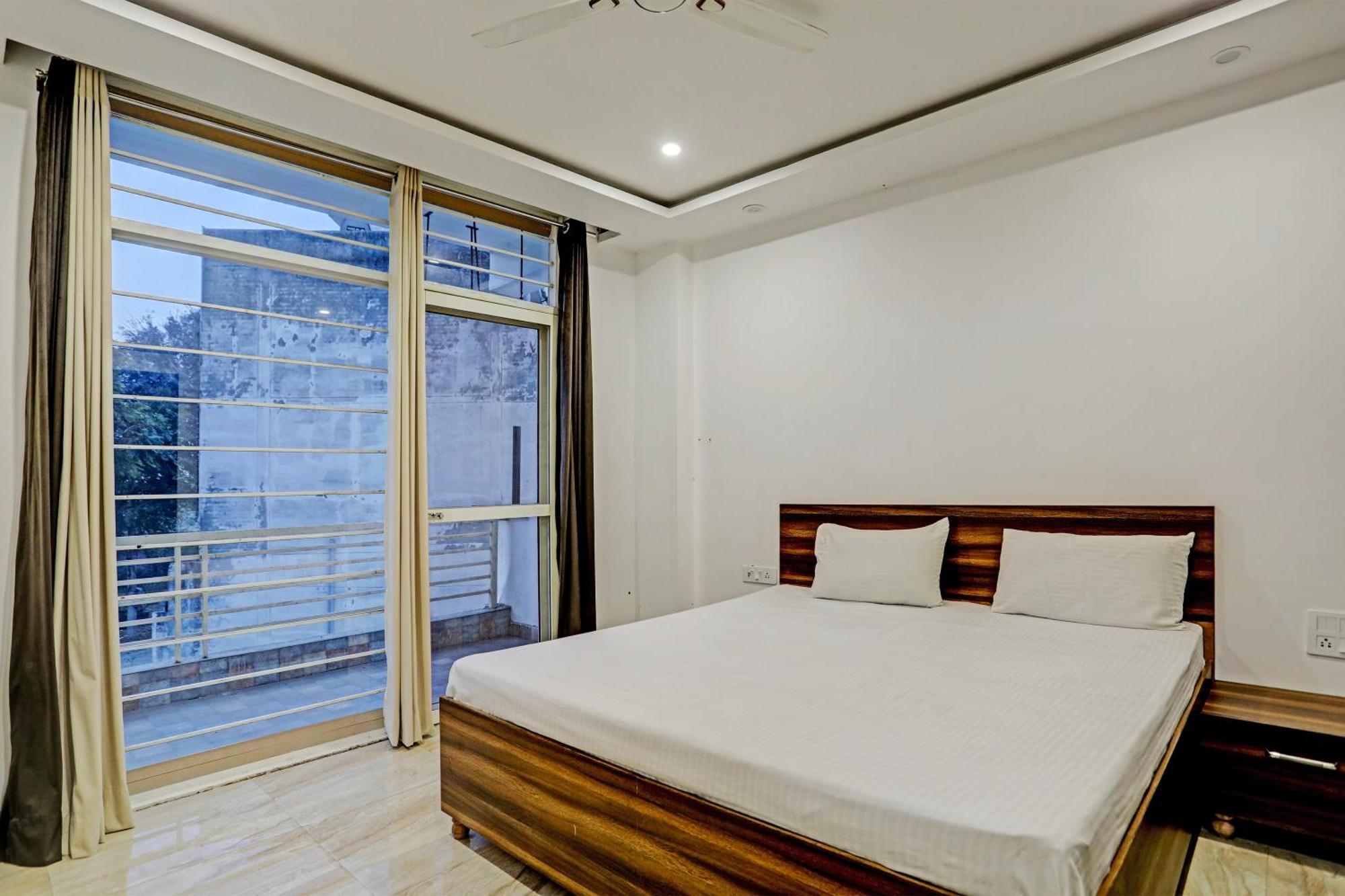 Oyo Home Green View Appartments Beas Luaran gambar